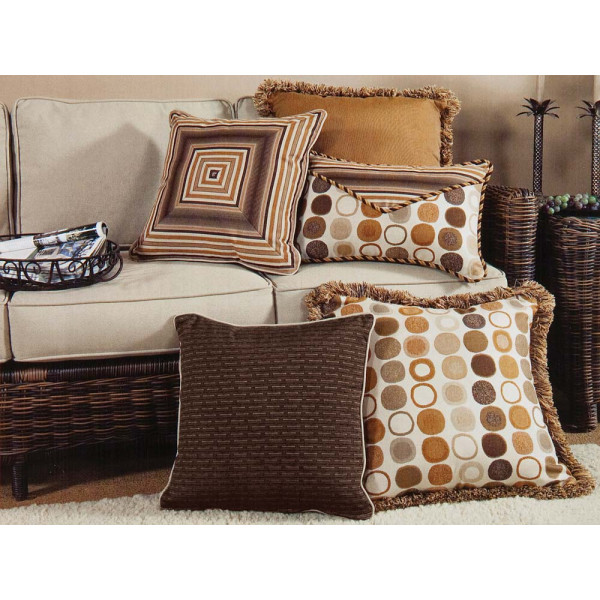 South Sea Rattan All Weather Manchester 5 Piece Throw Pillow Set